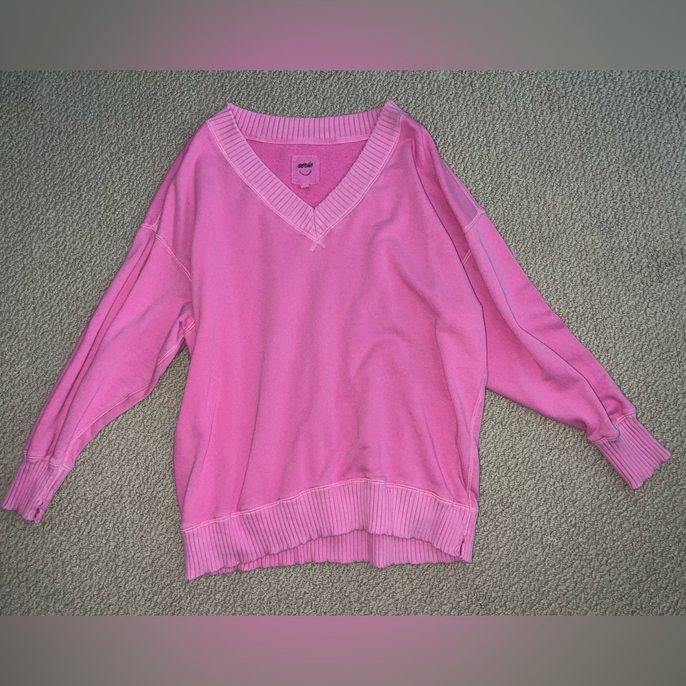 AERIE DOWN-TO-EARTH V-NECK SWEATSHIRT